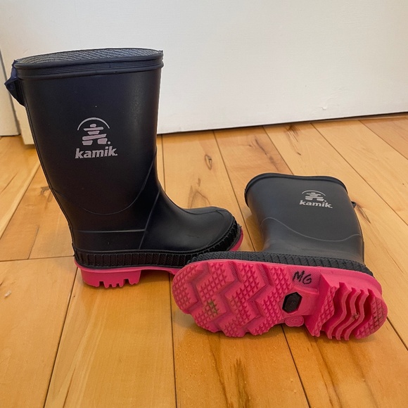 kamik Stomp Rain boot, size 6 T - Picture 1 of 3